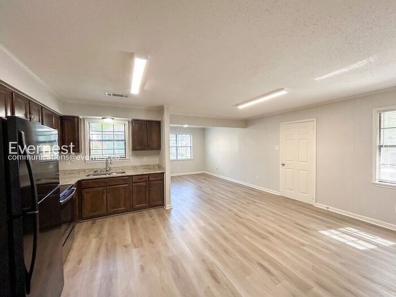 4th image of 8328 Dottley Dr