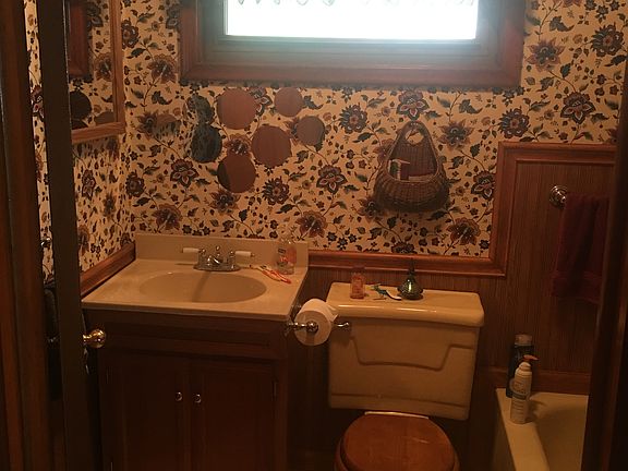Full bath w/Tub