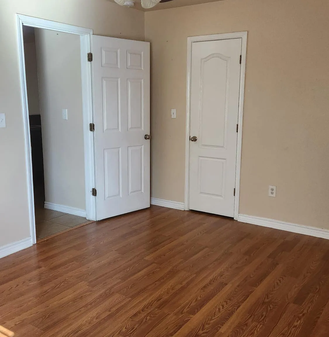 1 bed, 643 sqft, $950 — Photo 2