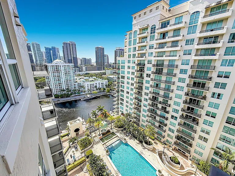 610 W Las Olas Blvd #1819N — Photo 62