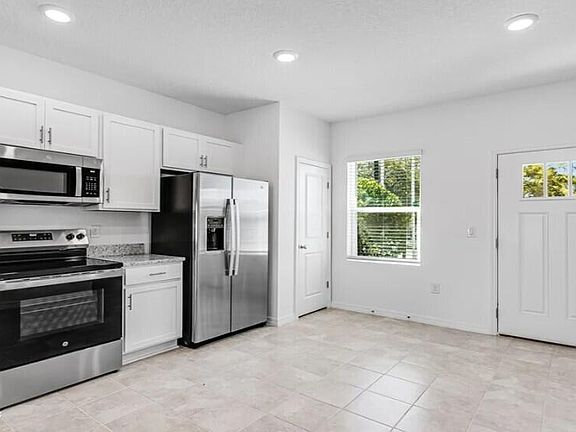 5th image of 7231 SABAL Terrace