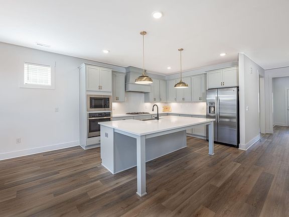 3rd image of 264 Big Bradley Dr