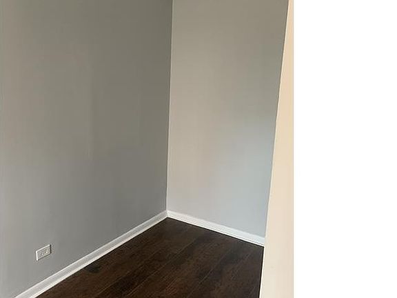 5th image of 7836 S South Shore Dr APT G4