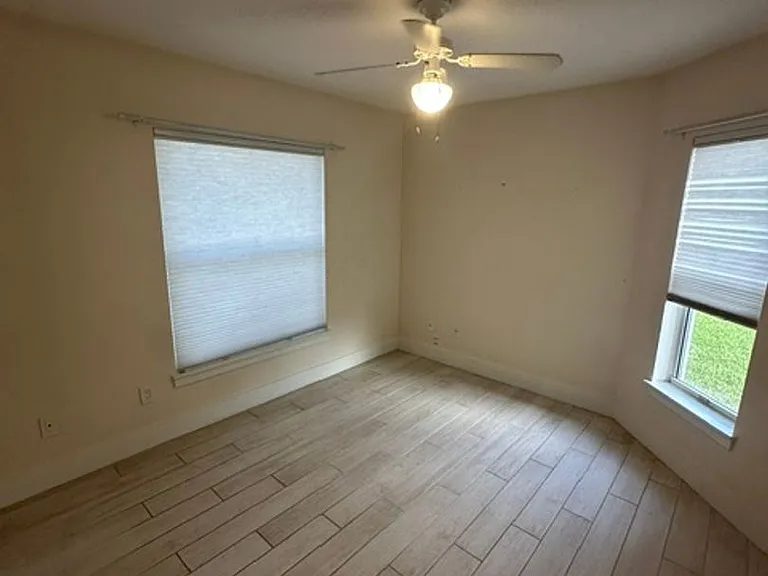 105 Oceans Edge Dr — Photo 19