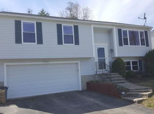 57 Cheyenne Rd, Worcester, MA 01606