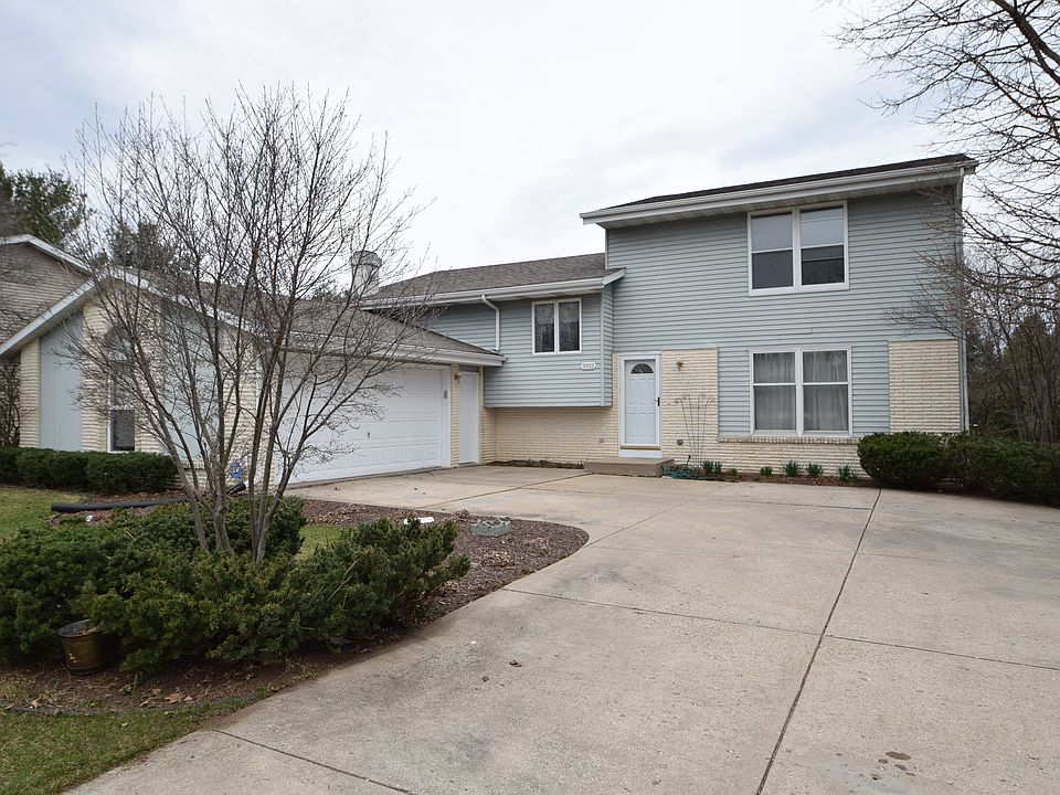 1st image of 3933 Wilshire Ln