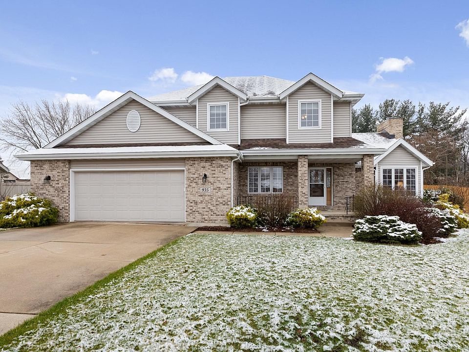 1st image of 935 Comfortcove Dr