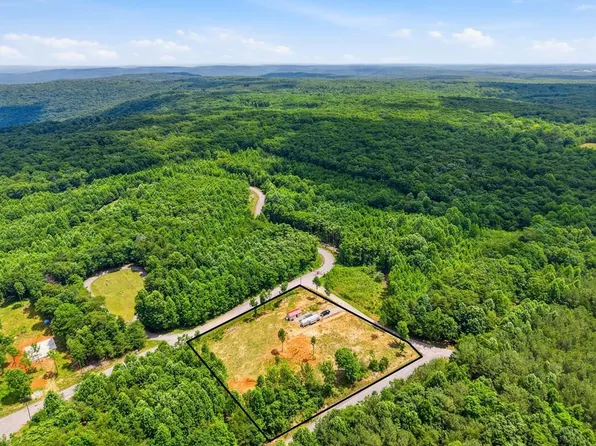 1311 Hillis Cemetery Rd, Spencer, TN 38585