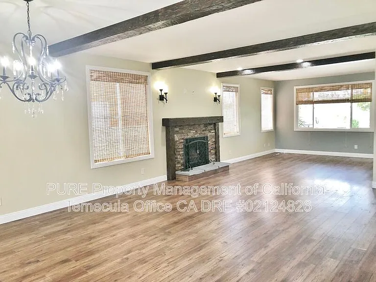 38233 Augusta Dr — Photo 2