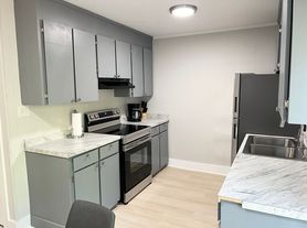 FEELS LIKE A HOUSE, PRICED LIKE AN APARTMENT: 1 & 2 BEDROOMS FROM $975 | $250 MOVE-IN DEPOSIT