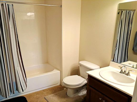 Guest room bathroom