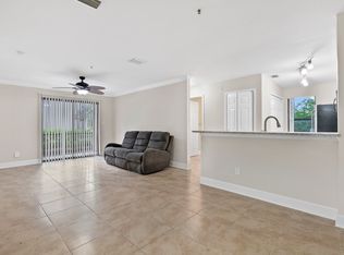 4024 Crockers Lake Blvd APT 611, Sarasota, FL 34238
