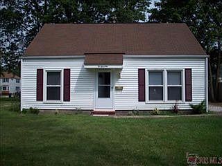 5th image of 271 Victor Ave
