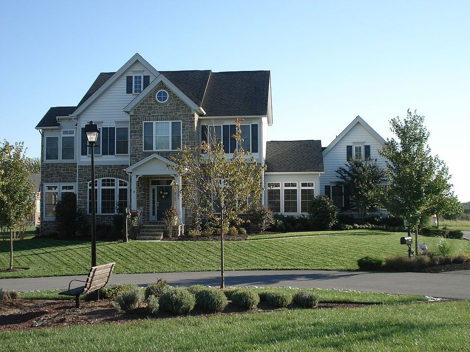 Hidden Garden - Front