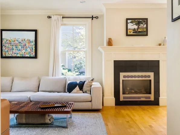 24 Gibson St, Cambridge, MA 02138