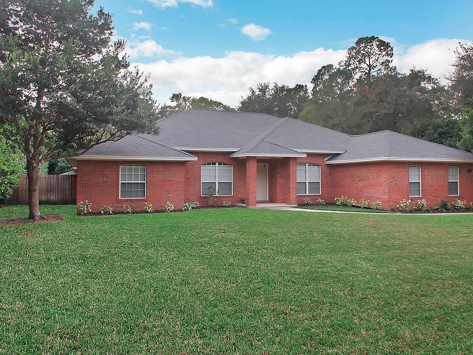 1st image of 388 Hickory Acres Ln