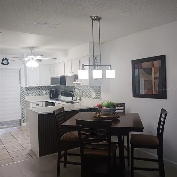 92-92 Lake Villa Way — Photo 3