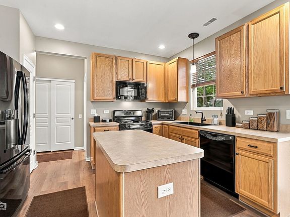 4th image of 13607 Hemlock Rd