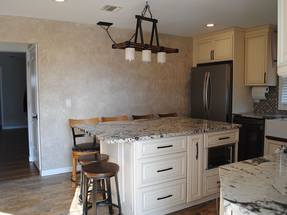 Gourmet Kitchen