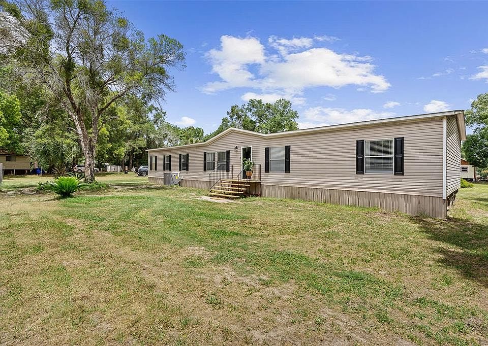 1st image of 3511 S PALM AVENUE