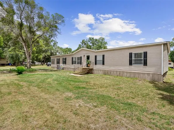 3511 S Palm Ave, Palatka, FL 32177