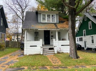 146 Valley View Dr, Syracuse, NY 13207