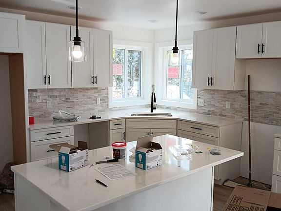 3rd image of 1671 Montague Ave
