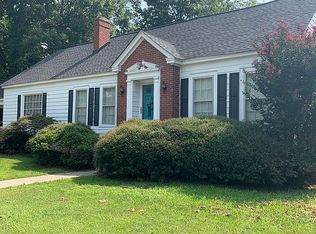 114 S College St, Halls, TN 38040