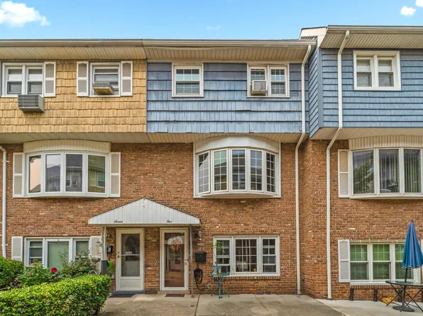 5 Elna Ct, Bayonne, NJ 07002