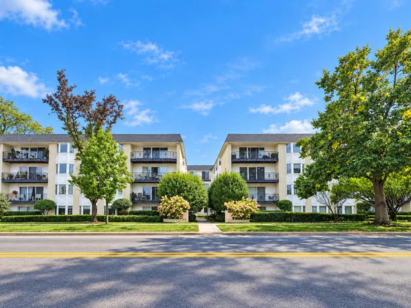 701 Ridge Rd APT 3B, Wilmette, IL 60091