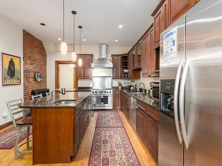 1820 Calvert St NW — Photo 20
