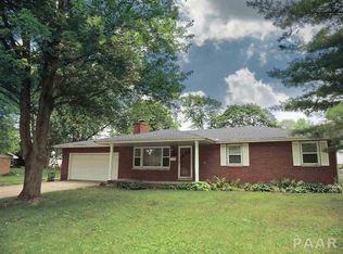 1026 E Madison St, Morton, IL