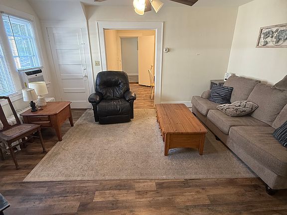 5th image of 39 Shepard Ave APT 1