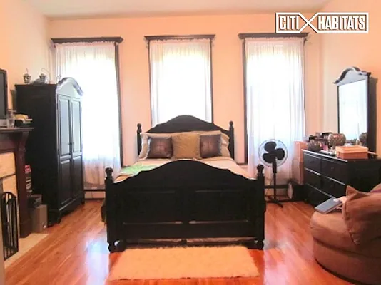 Rented by Citi Habitats | media 9