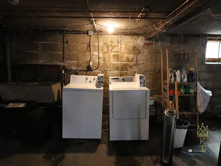34 Beechcroft St #2 — Photo 13
