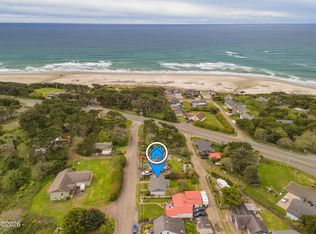 1236 SW Seabrook Ln, Waldport, OR 97394