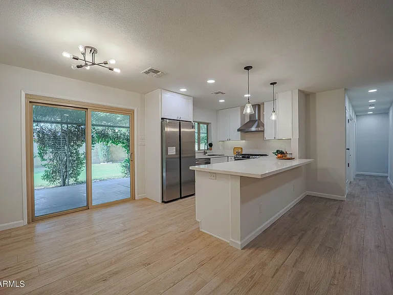 7244 E Coronado Rd — Photo 32