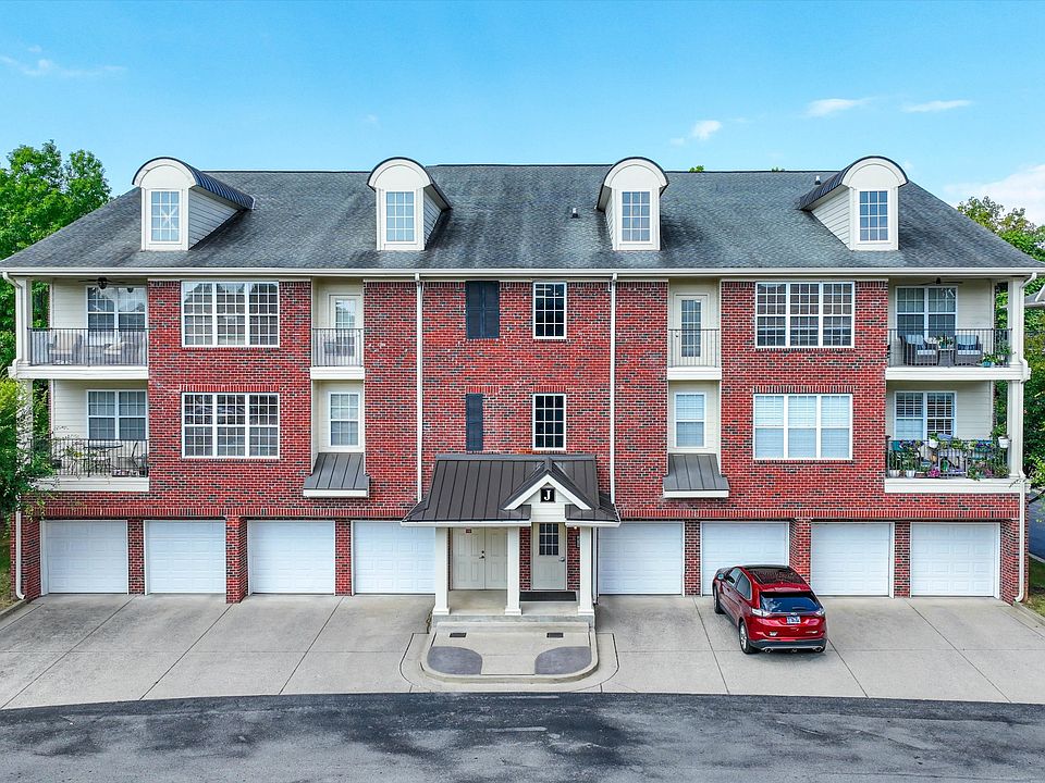 1st image of 3201 Aspen Grove Dr APT J10