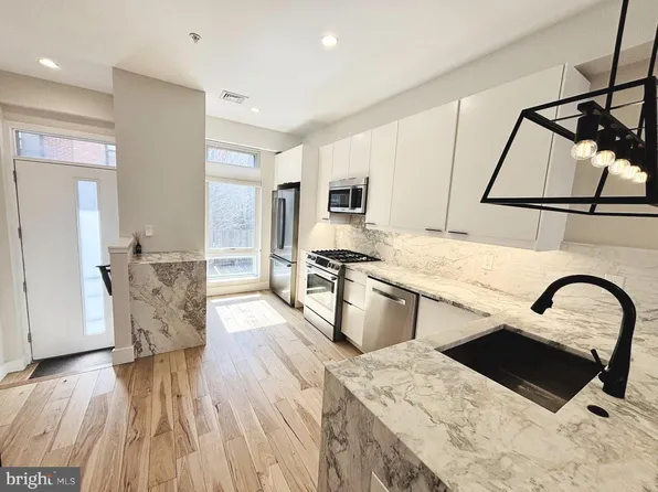 2023 Kimball St, Philadelphia, PA 19146