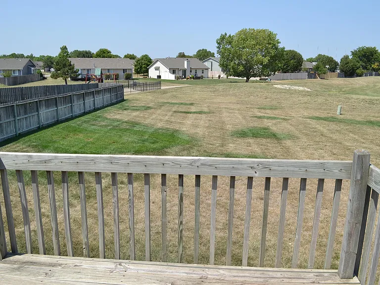 6022 E Ironhorse Cir — Photo 35