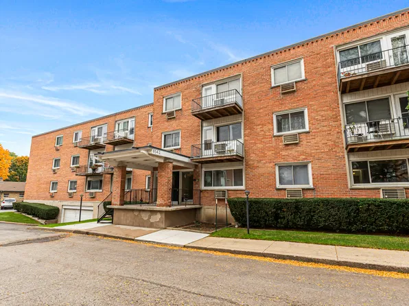 8541 Lotus Ave APT 714, Skokie, IL 60077