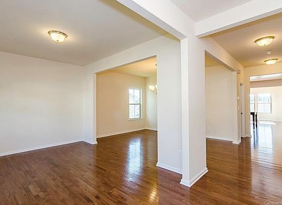 5th image of 6827 Carradale Way #123