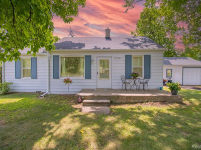 35227 John Hauk St, Westland, MI, 48185