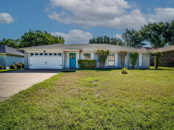 6303 Plainview Dr, Arlington, TX 76018