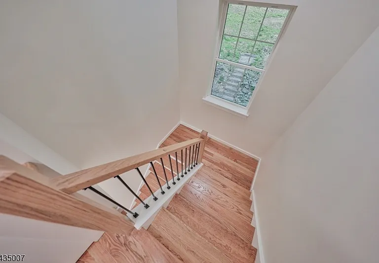 90 Chestnut St #A — Photo 17