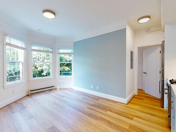 4th image of 275 Grattan St APT 5