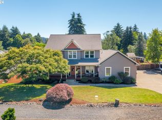 764 3rd St, Lyons, OR 97358