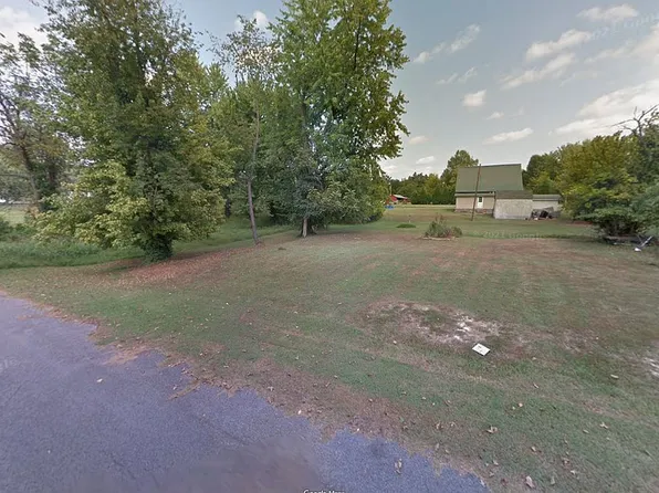 701 E 16th St, Metropolis, IL 62960