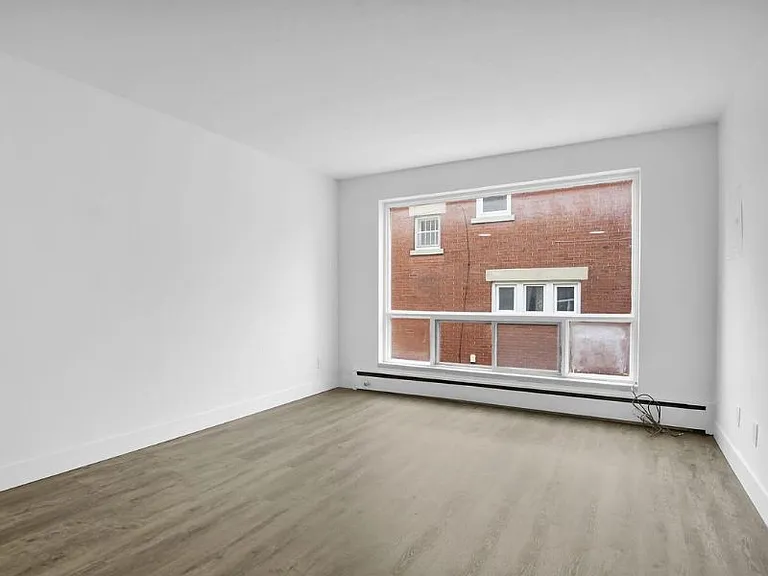 69 Cartwright St — Photo 4