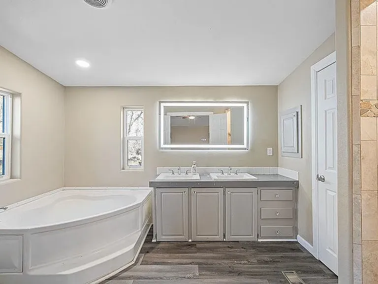 Master Bath